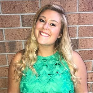 Meet your Posher, Olivia